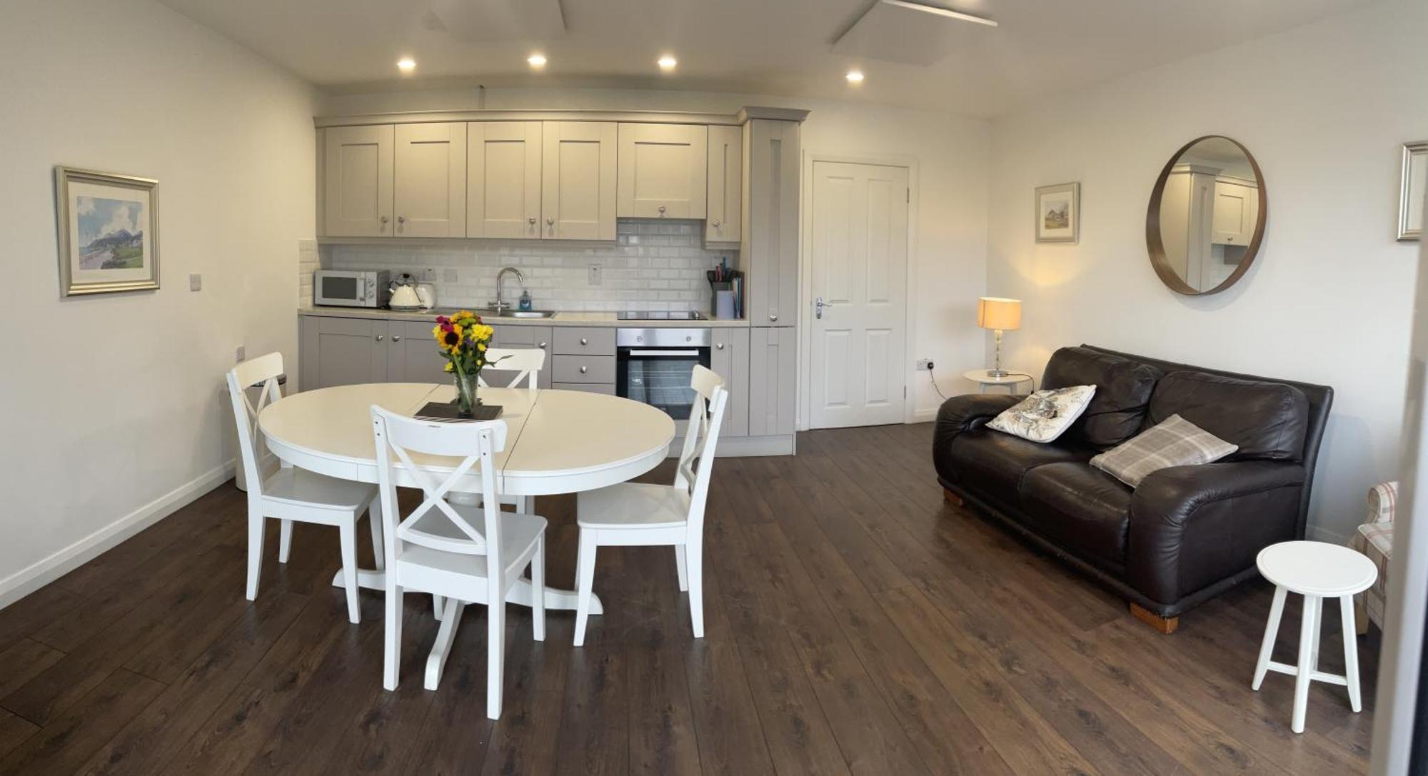 Park Avenue Apartment Нюкасъл Екстериор снимка
